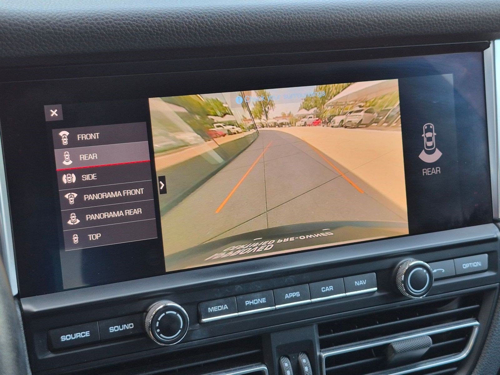 Certified 2021 Porsche Macan S AWD/4WD image 15
