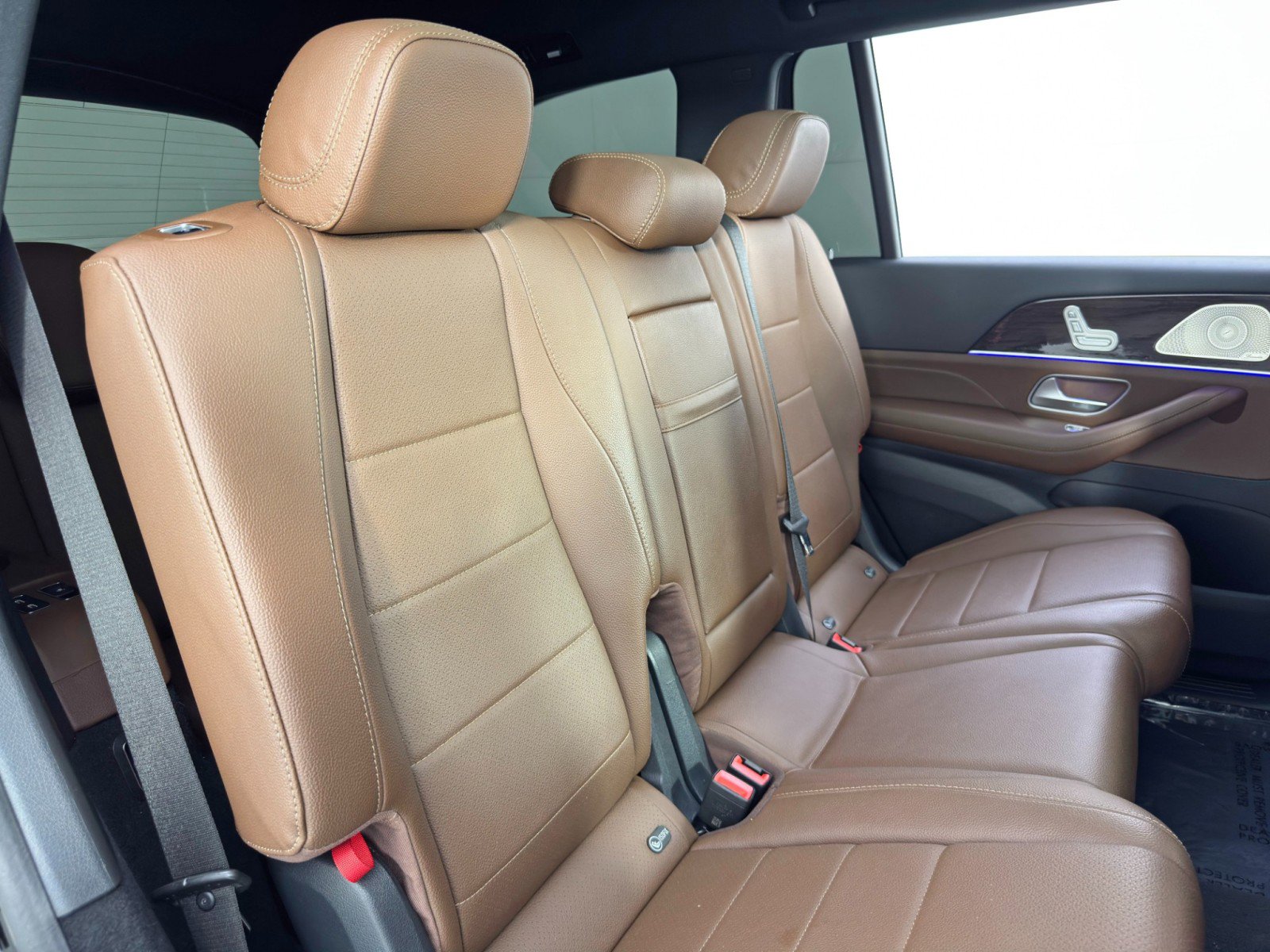 Used 2024 Mercedes-Benz GLS 450 4MATIC image 44