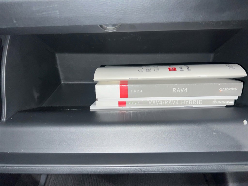 Used 2024 Toyota RAV4 XLE image 19