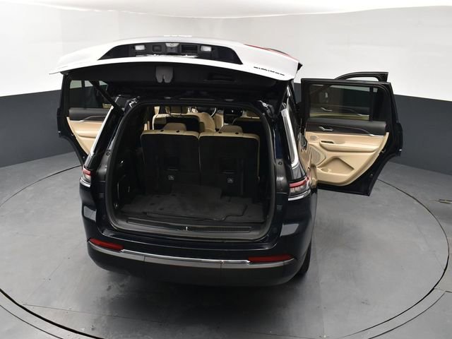 Used 2023 Jeep Grand Cherokee L Limited image 29