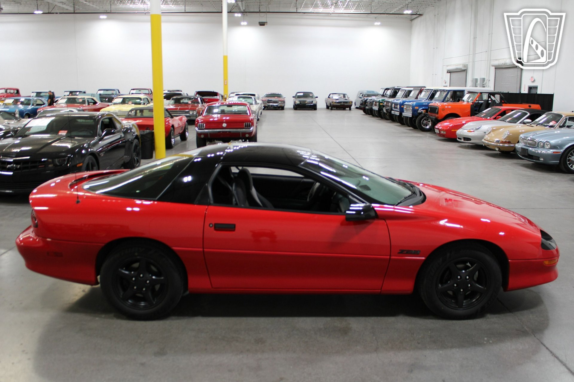 Used 1993 Chevrolet Camaro Z28 RWD image 11