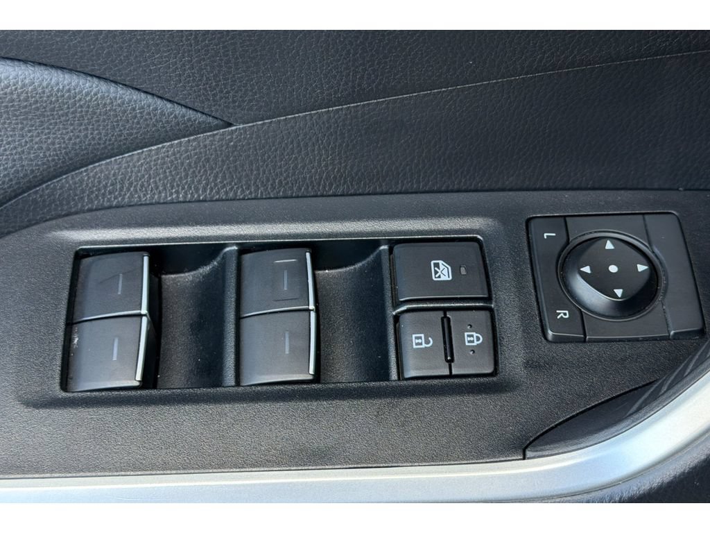 Certified 2025 Toyota RAV4 XLE AWD/4WD image 12