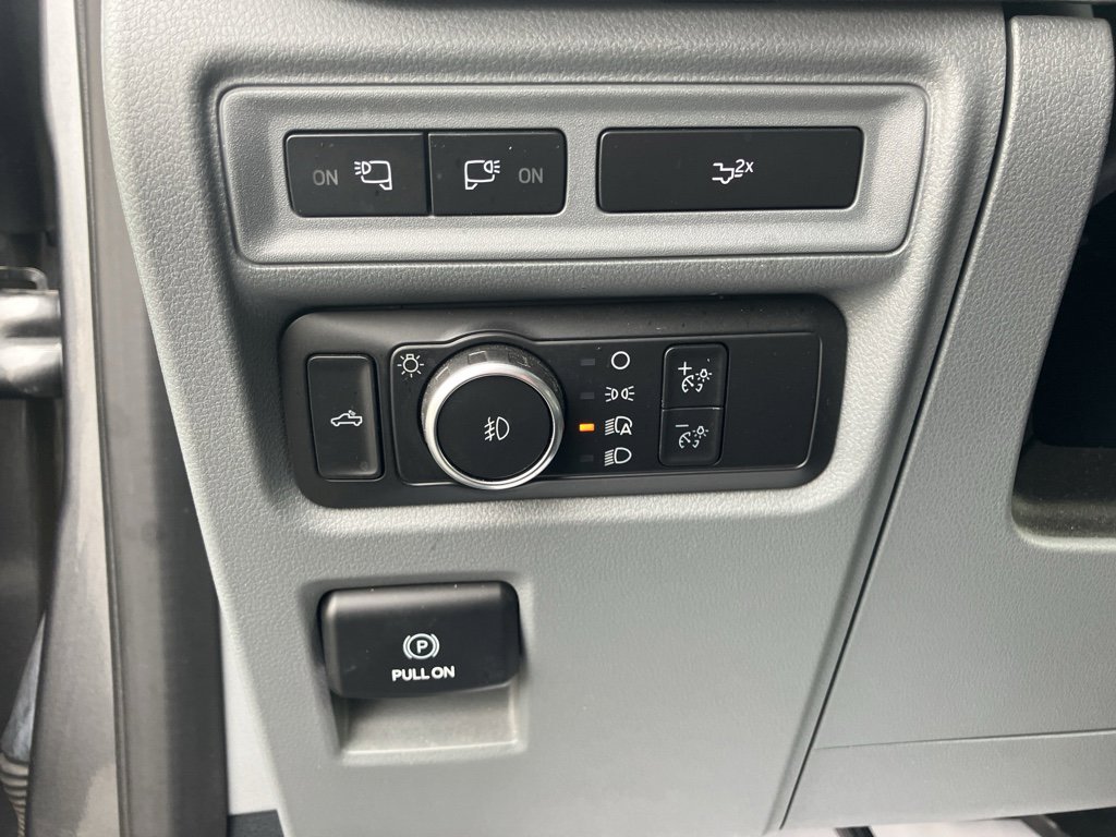 Used 2022 Ford F150 XLT w/ Equipment Group 302A High image 17