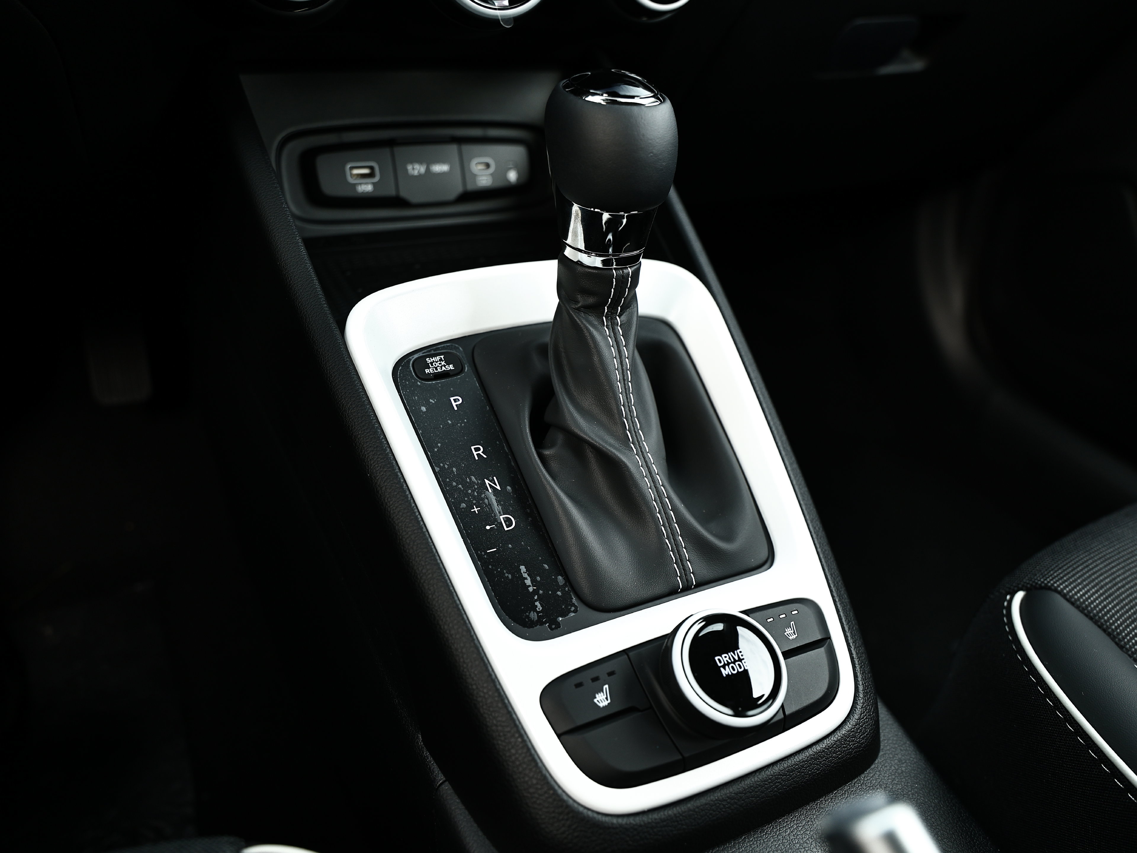 New 2026 Hyundai Venue SEL FWD image 15