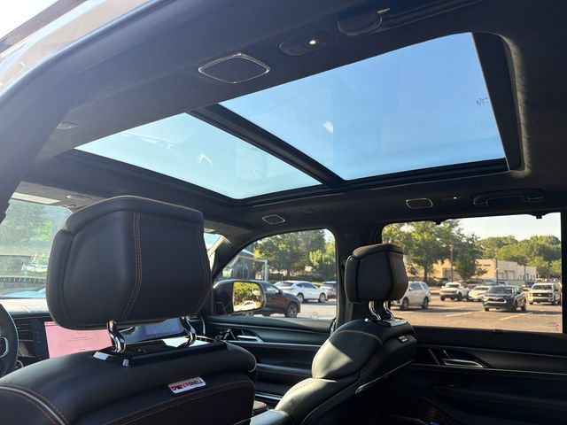Used 2023 Jeep Grand Wagoneer Series III w/ Quick Order Packagew 28T AWD/4WD image 26