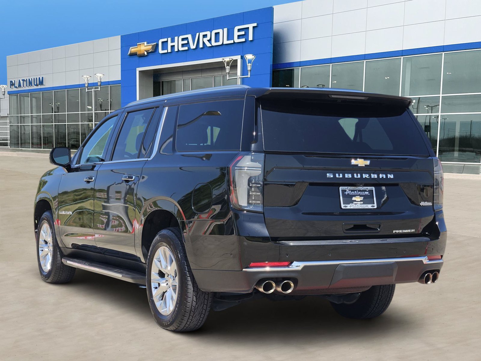 Certified 2026 Chevrolet Suburban Premier AWD/4WD image 4