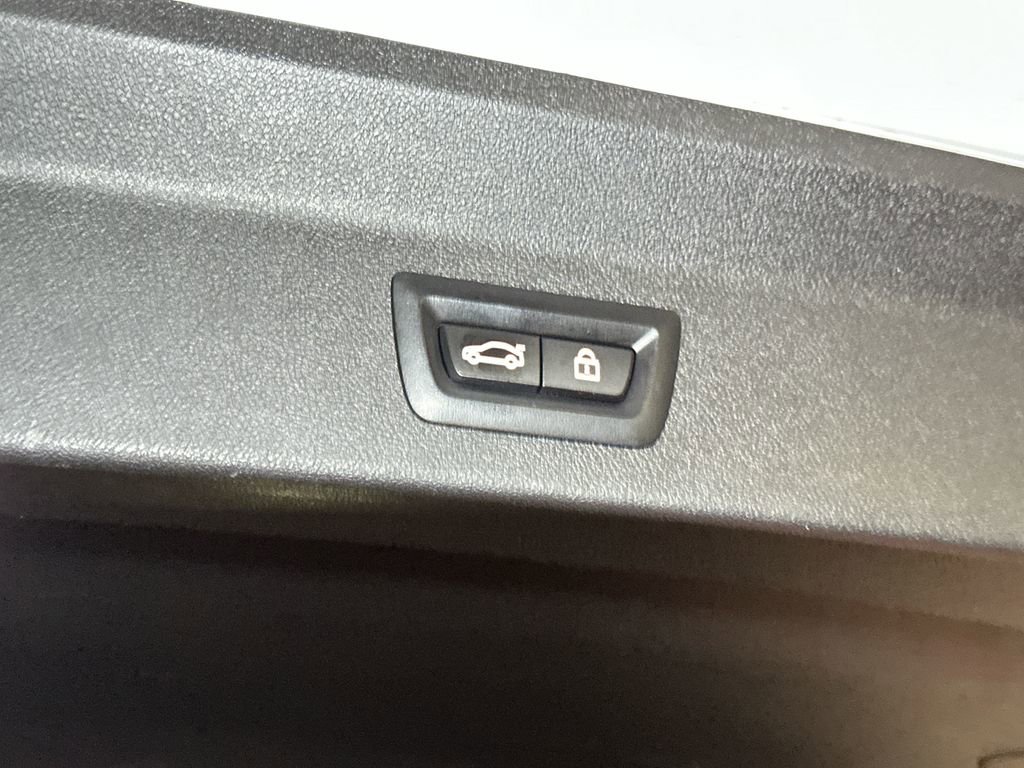 Used 2022 BMW X3 xDrive30i image 6