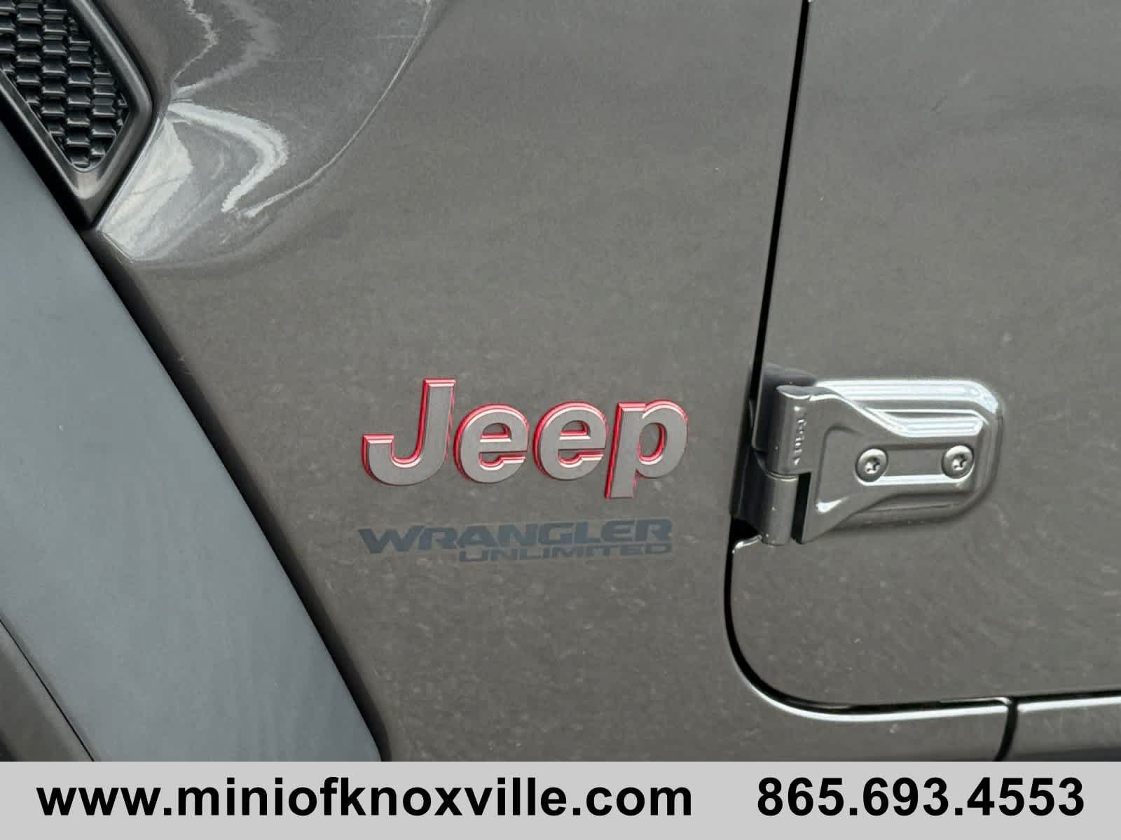 Used 2022 Jeep Wrangler Unlimited Rubicon AWD/4WD image 10