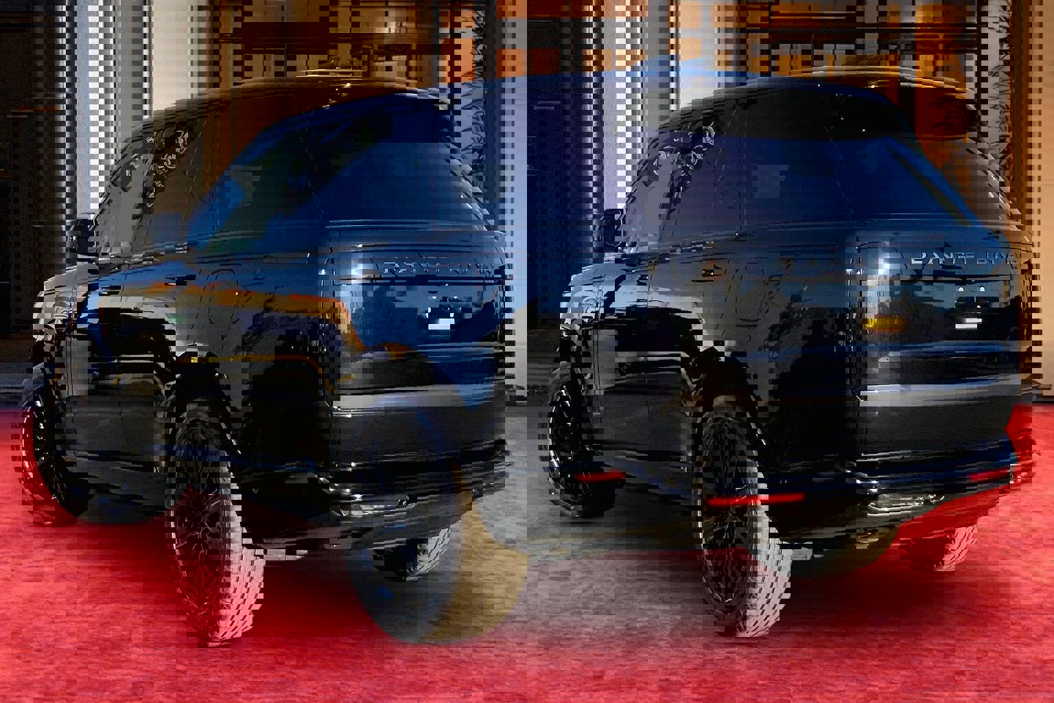 New 2026 Land Rover Range Rover SE image 3