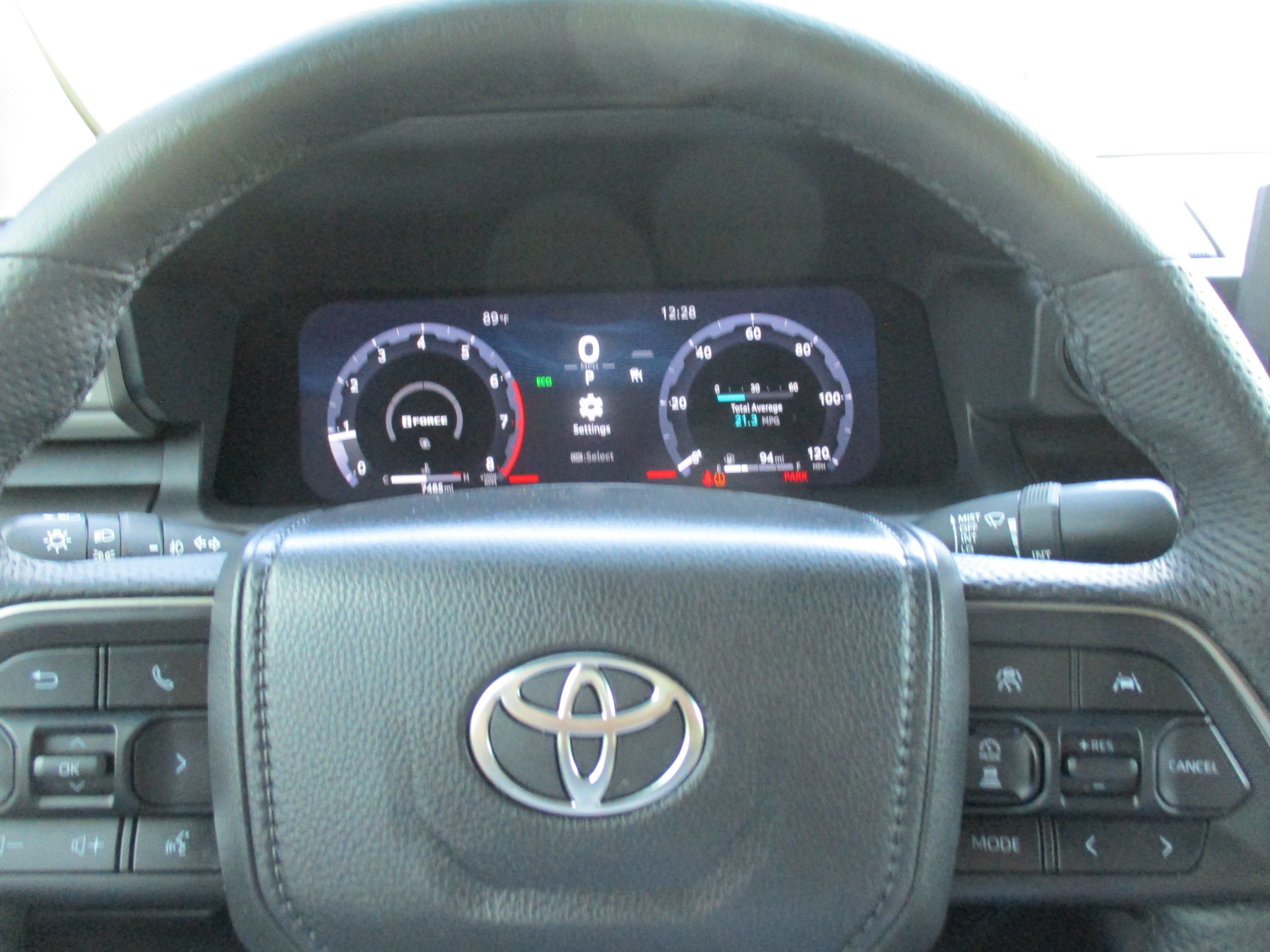 Used 2025 Toyota Tacoma TRD Sport AWD/4WD image 15