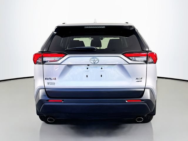Certified 2022 Toyota RAV4 XLE Premium AWD/4WD image 7