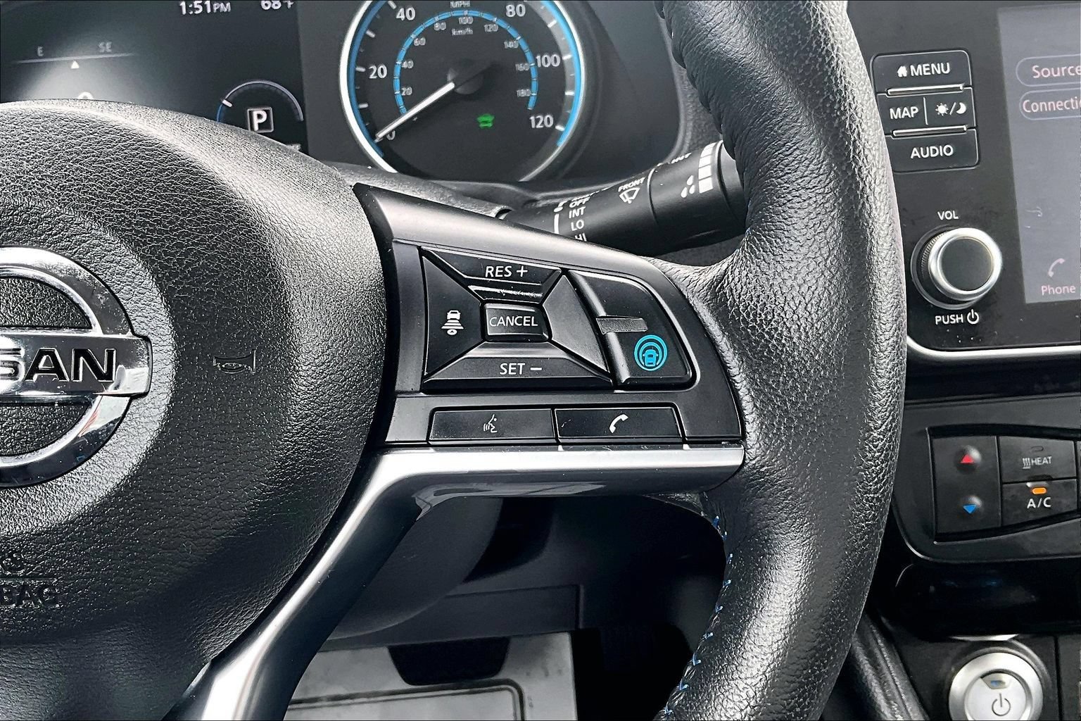 Used 2022 Nissan Leaf SV Plus FWD image 12