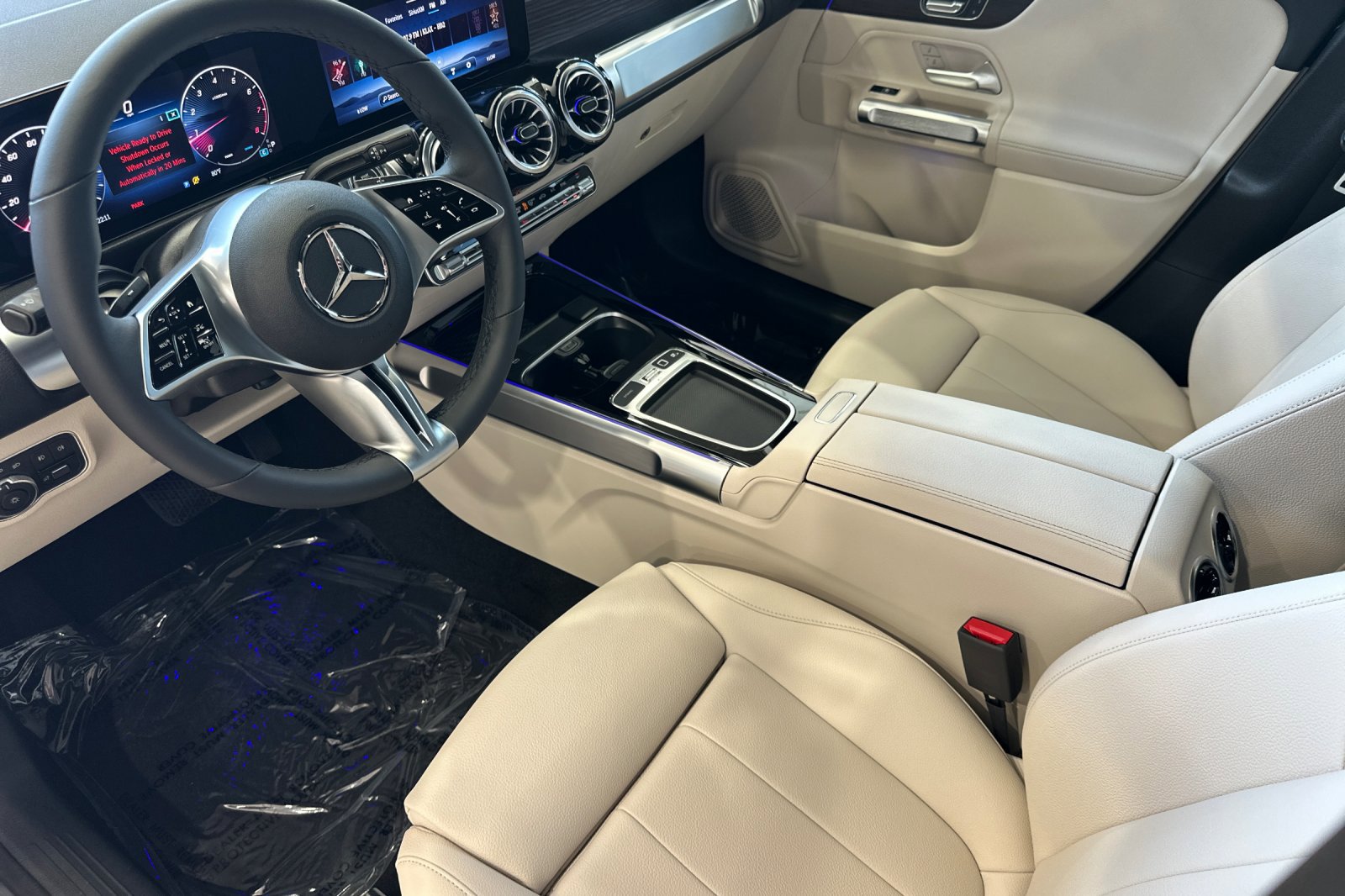 New 2025 Mercedes-Benz GLB 250 250 image 10