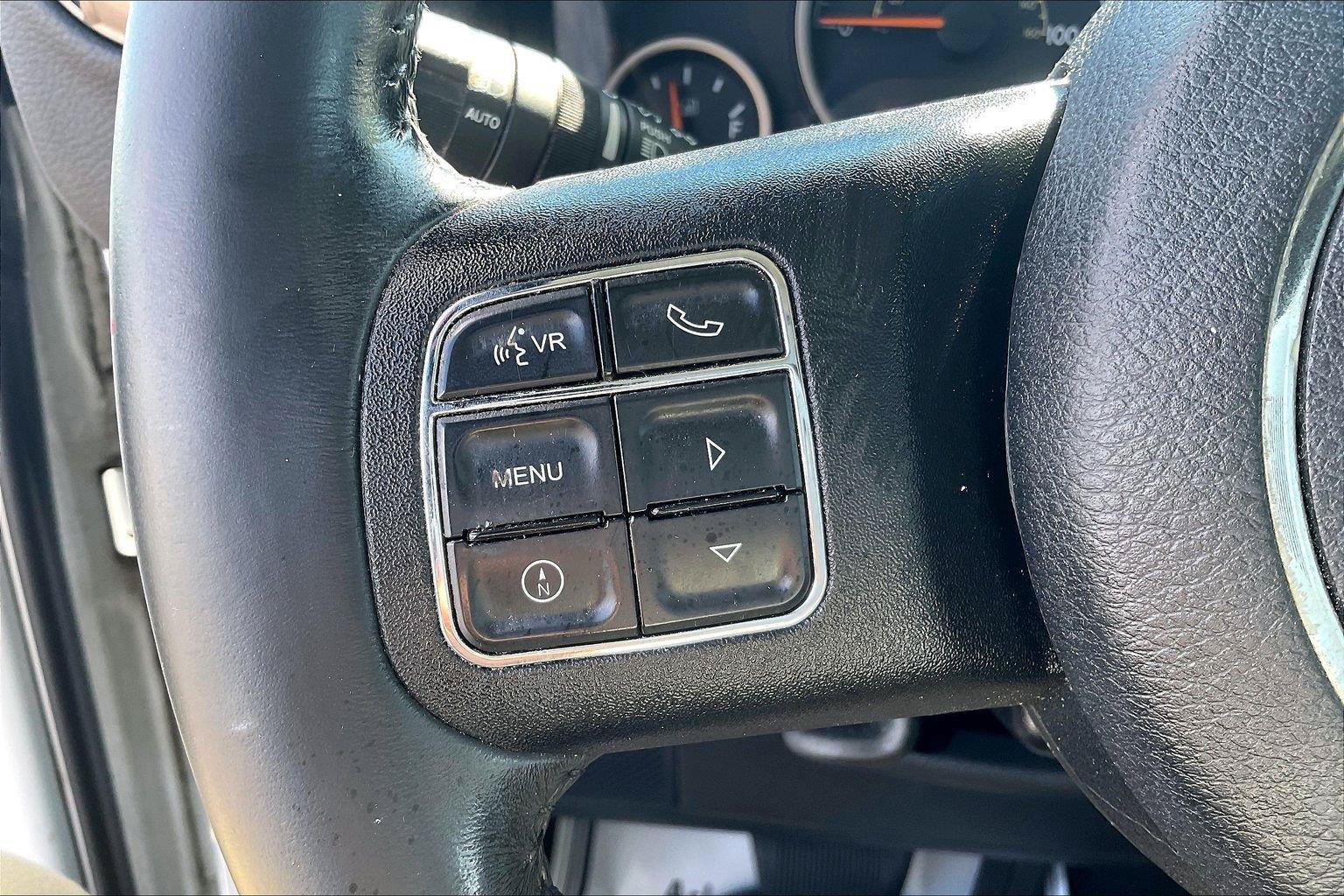 Used 2016 Jeep Wrangler Unlimited Sahara AWD/4WD image 19