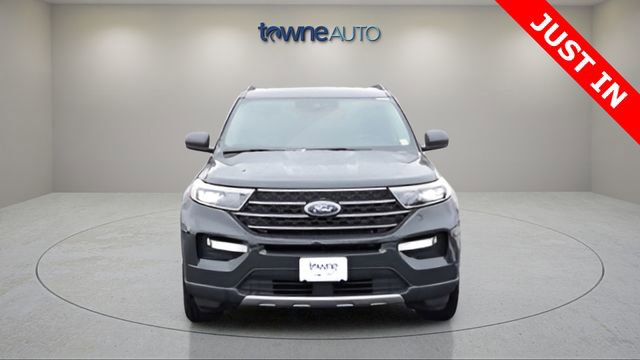 Used 2023 Ford Explorer XLT w/ Equipment Group 202A image 7
