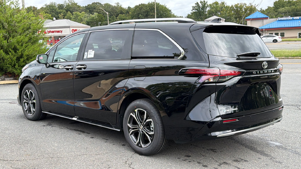 New 2026 Toyota Sienna Platinum AWD/4WD image 3