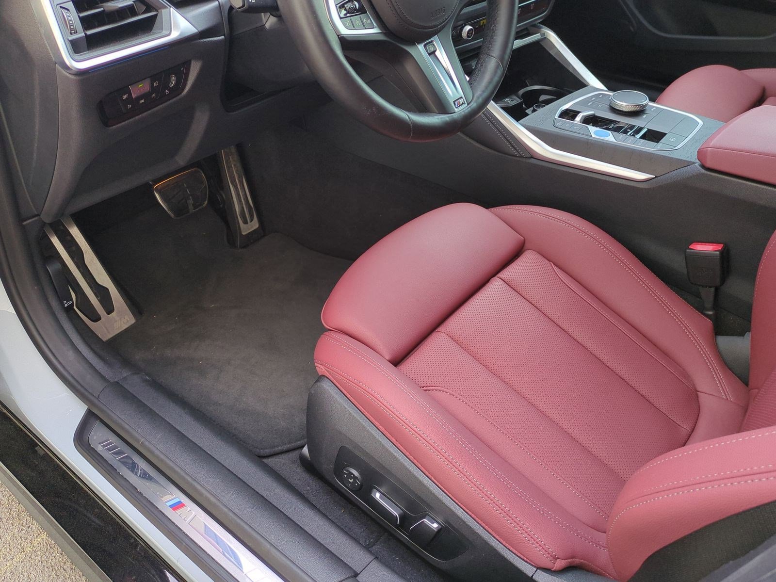 Certified 2024 BMW i4 eDrive40 w/ M Sport Package image 16