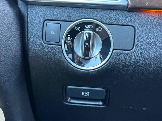 Used 2018 Mercedes-Benz GLS 450 4MATIC image 33