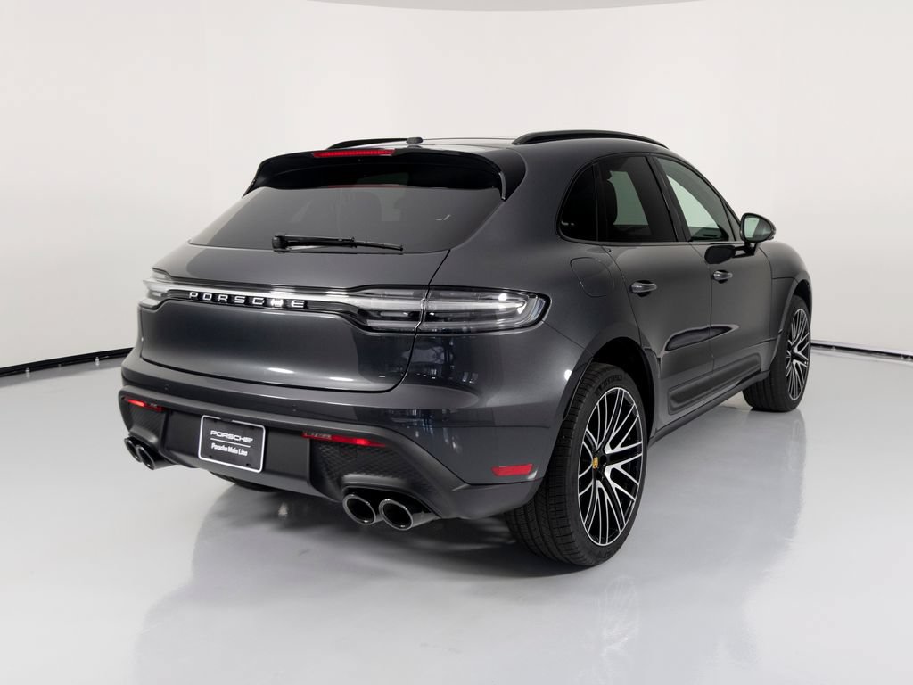 Certified 2026 Porsche Macan AWD/4WD image 11