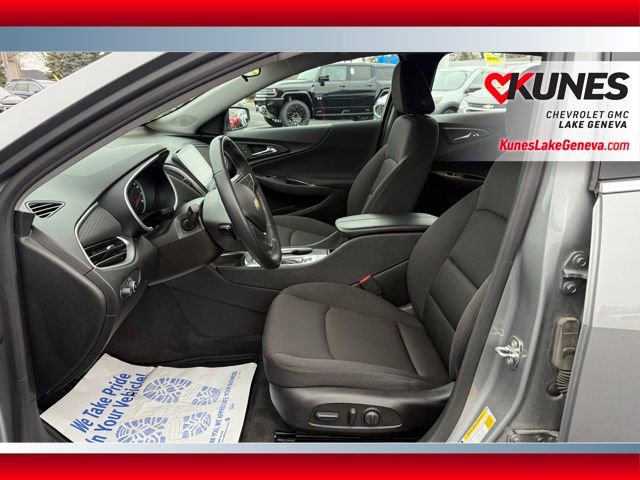 Used 2023 Chevrolet Malibu LT w/ Sport Edition image 12