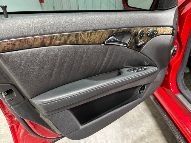 Used 2005 Mercedes-Benz E 55 AMG Sedan image 37