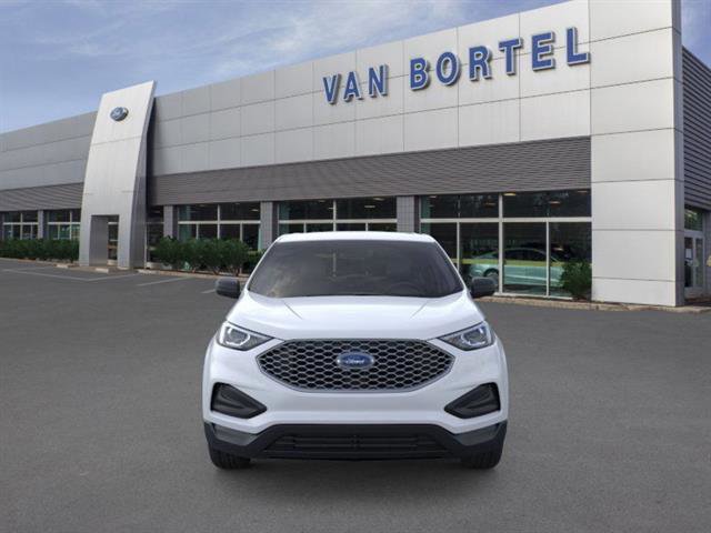 New 2024 Ford Edge SE image 6