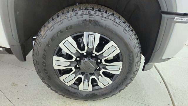 Used 2025 GMC Sierra 3500 Denali w/ Denali Reserve Package image 61