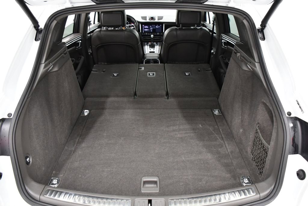 Used 2021 Porsche Macan image 23