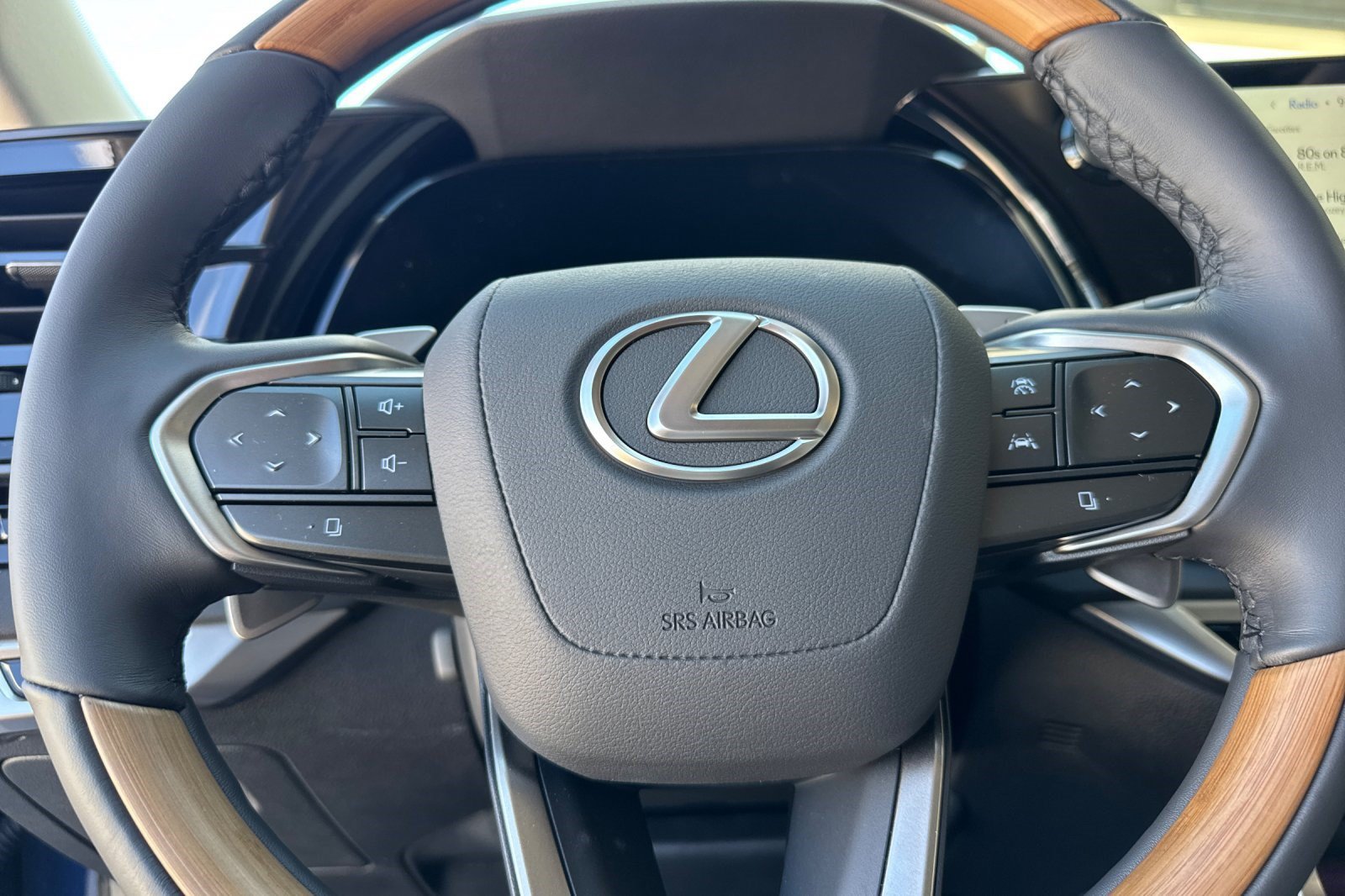 New 2026 Lexus RX 350 w/ Convenience Package AWD/4WD image 10