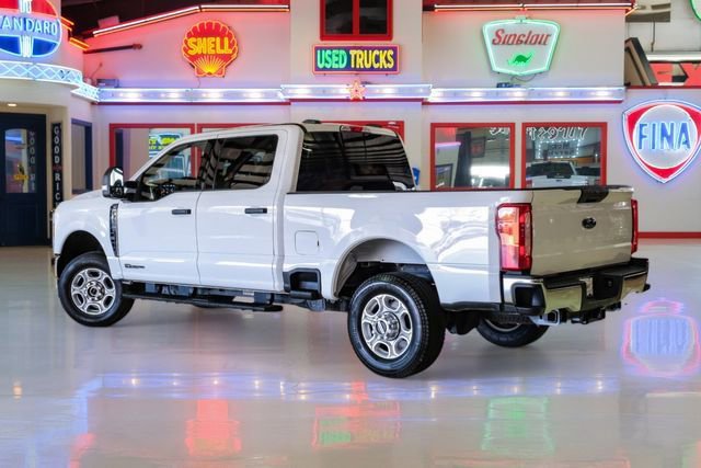 Used 2025 Ford F350 XLT AWD/4WD image 4