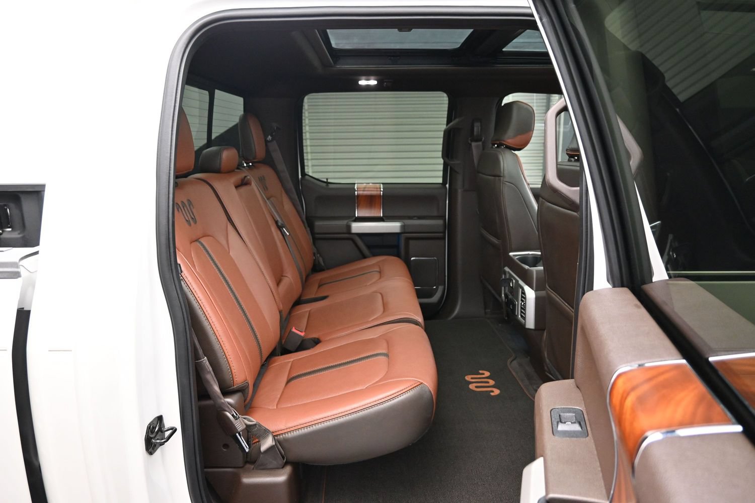 Used 2018 Ford F150 King Ranch w/ Equipment Group 601A Luxury AWD/4WD image 12