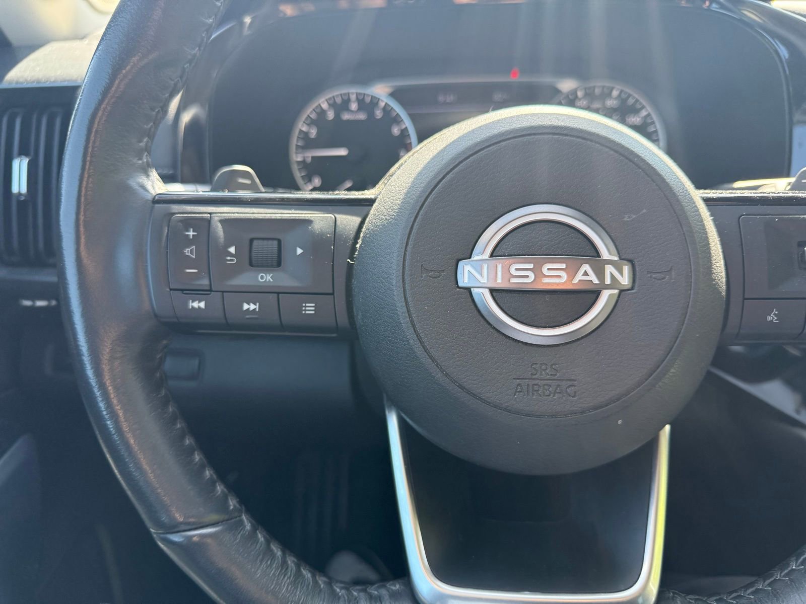 Certified 2022 Nissan Pathfinder SL w/ SL Premium Package FWD image 18