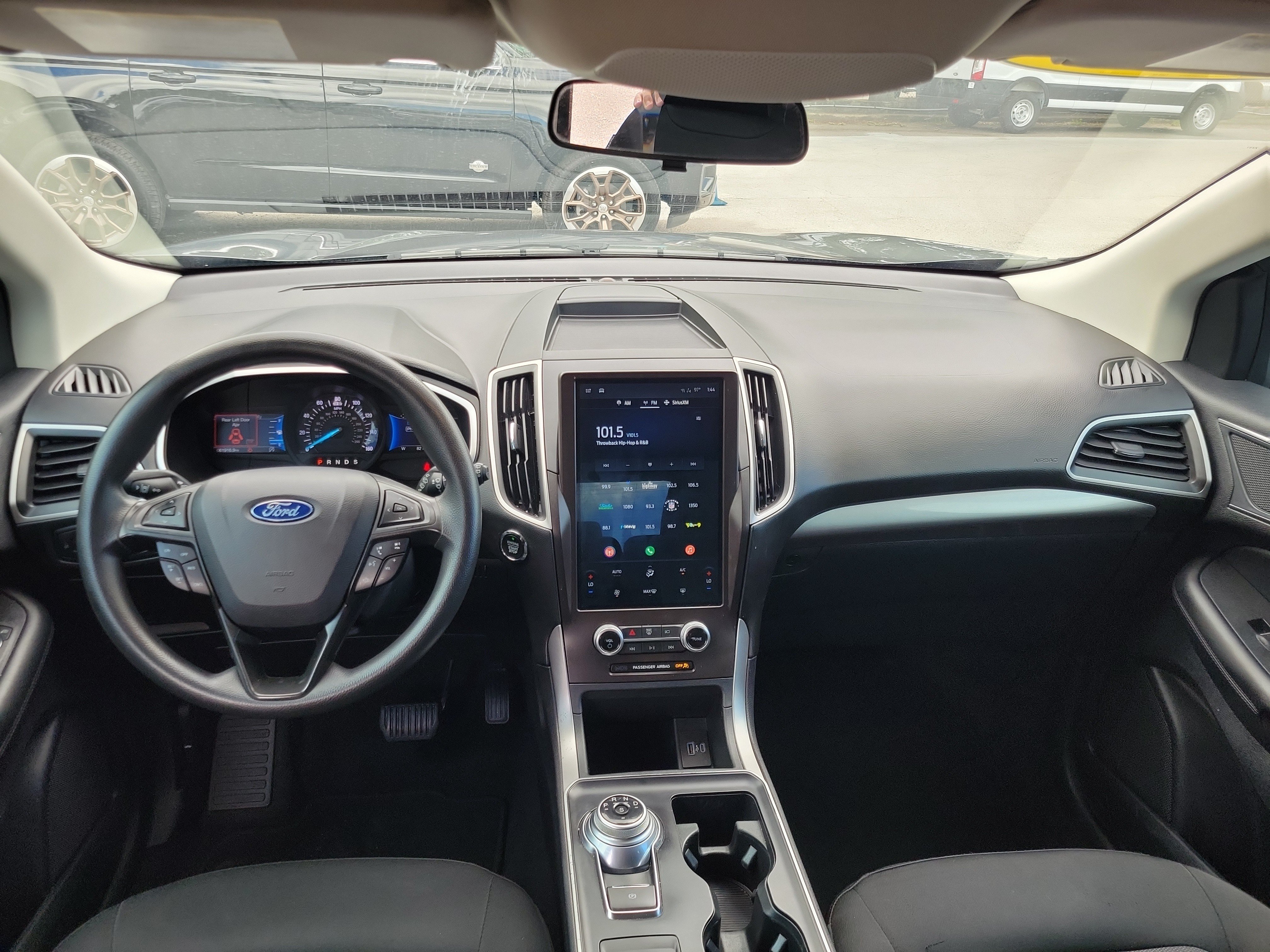 Used 2021 Ford Edge SE FWD image 8