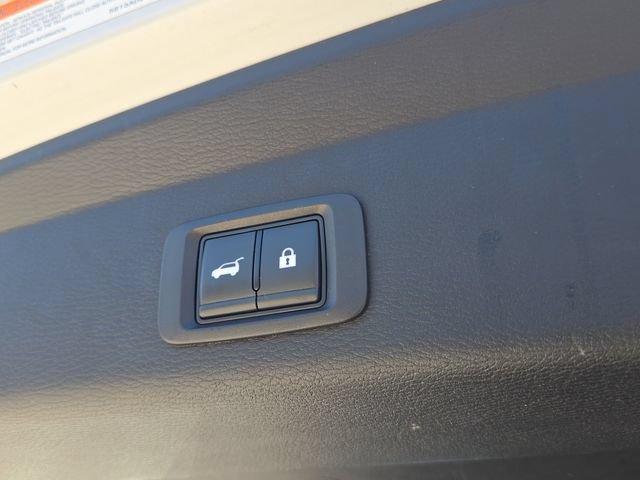 Used 2025 Mitsubishi Outlander SEL FWD image 11
