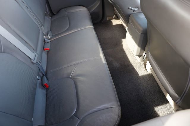 Used 2012 Nissan Frontier SL image 15