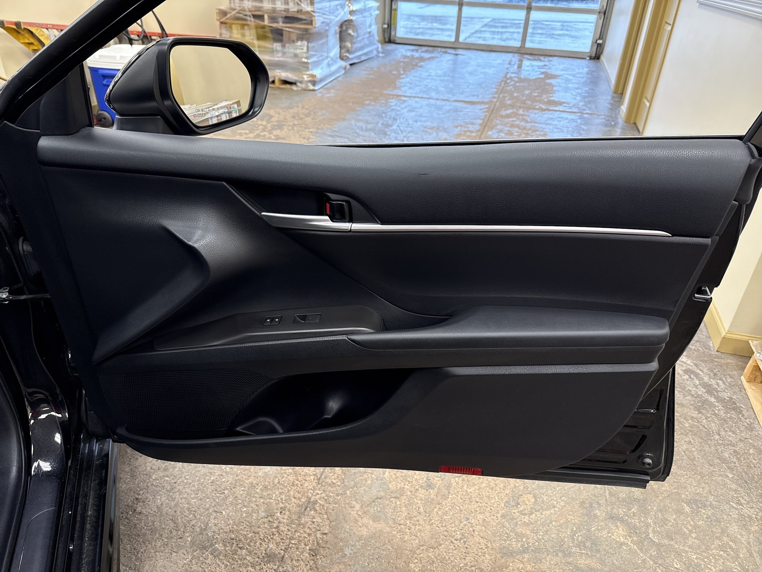 Used 2023 Toyota Camry SE FWD image 14