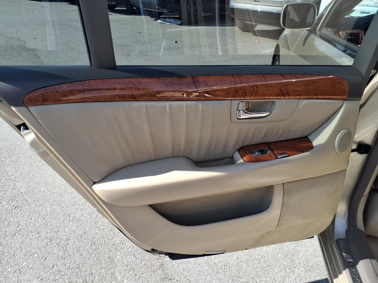 Used 2006 Lexus LS 430 image 10