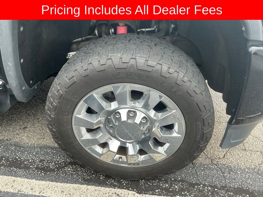 Used 2018 GMC Sierra 2500 Denali w/ Duramax Plus Package AWD/4WD image 10
