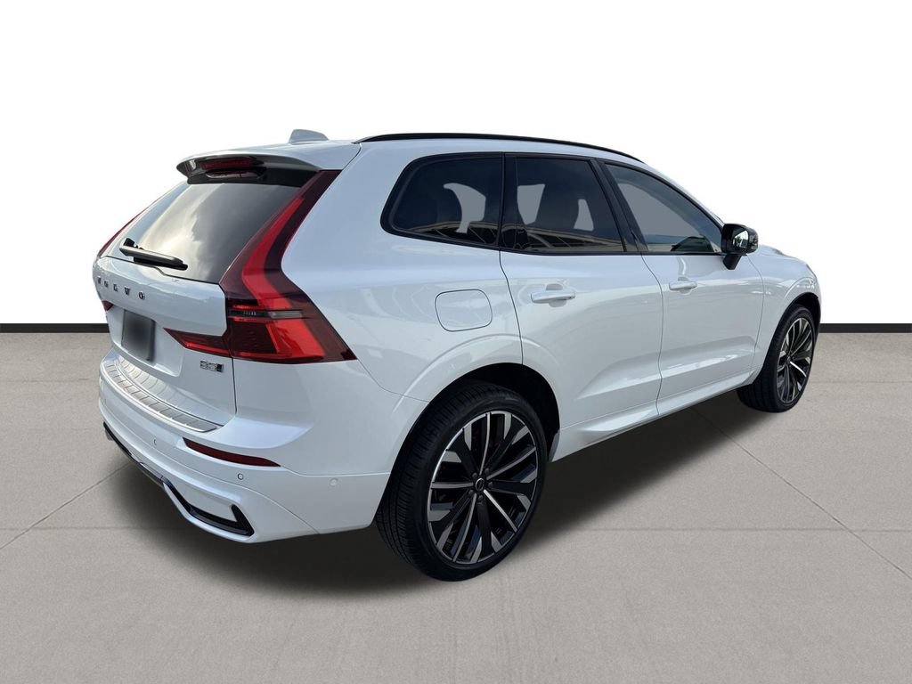 Used 2026 Volvo XC60 B5 Ultra AWD/4WD image 5