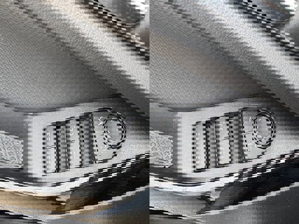 New 2026 Chevrolet Equinox LT w/ Safety and Technology Package image 18