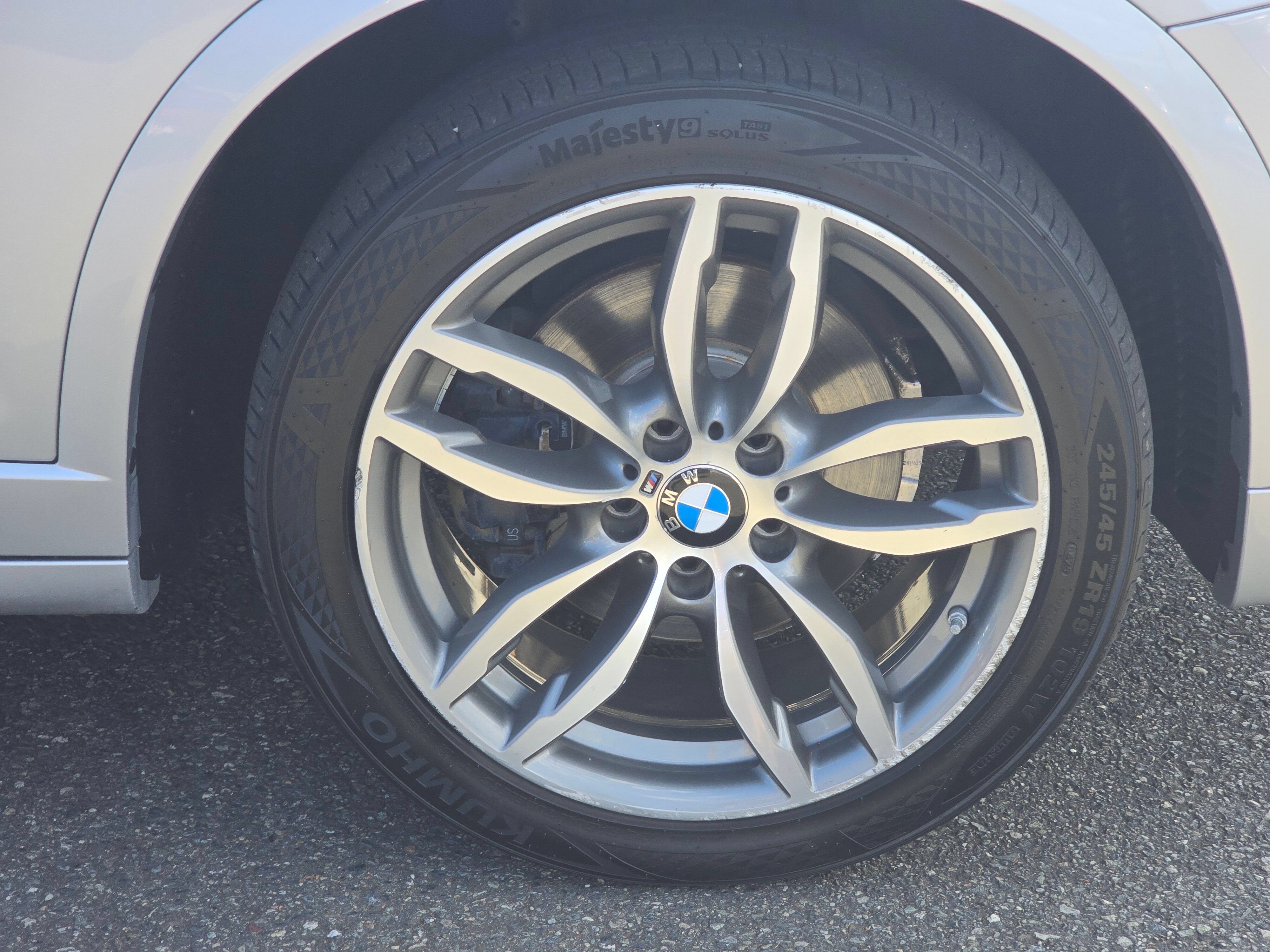 Used 2017 BMW X3 xDrive28i AWD/4WD image 9