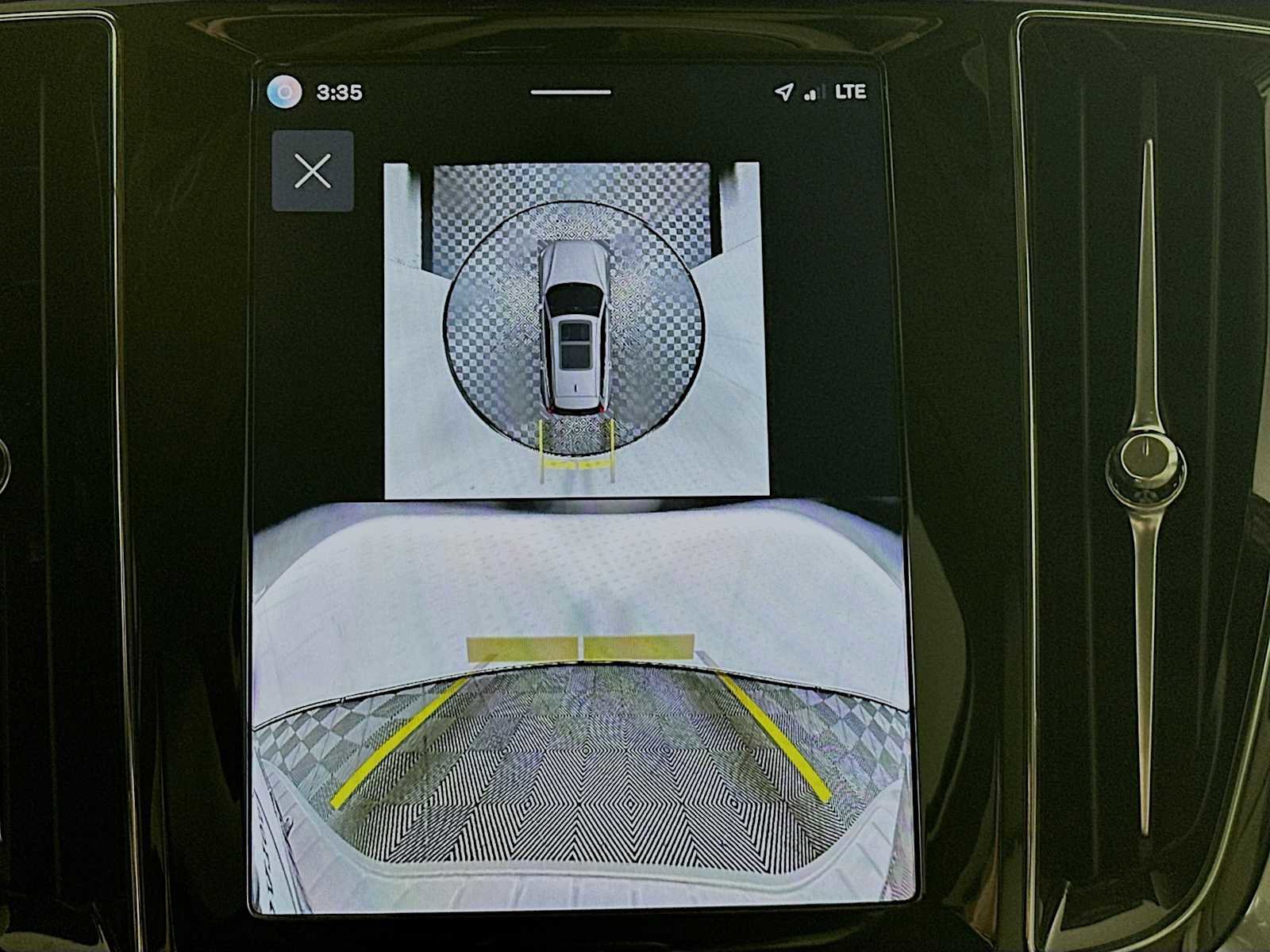 Used 2025 Volvo V60 B5 Cross Country Ultra w/ Protection Package Premier image 15