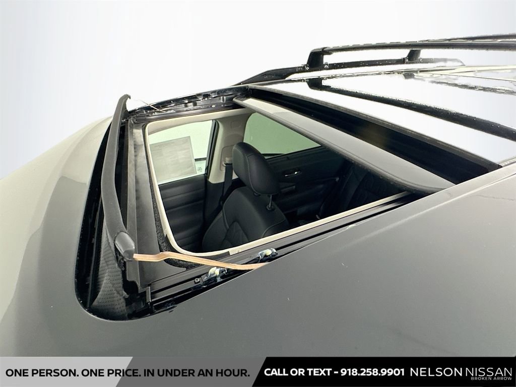New 2026 Nissan Pathfinder Platinum image 22