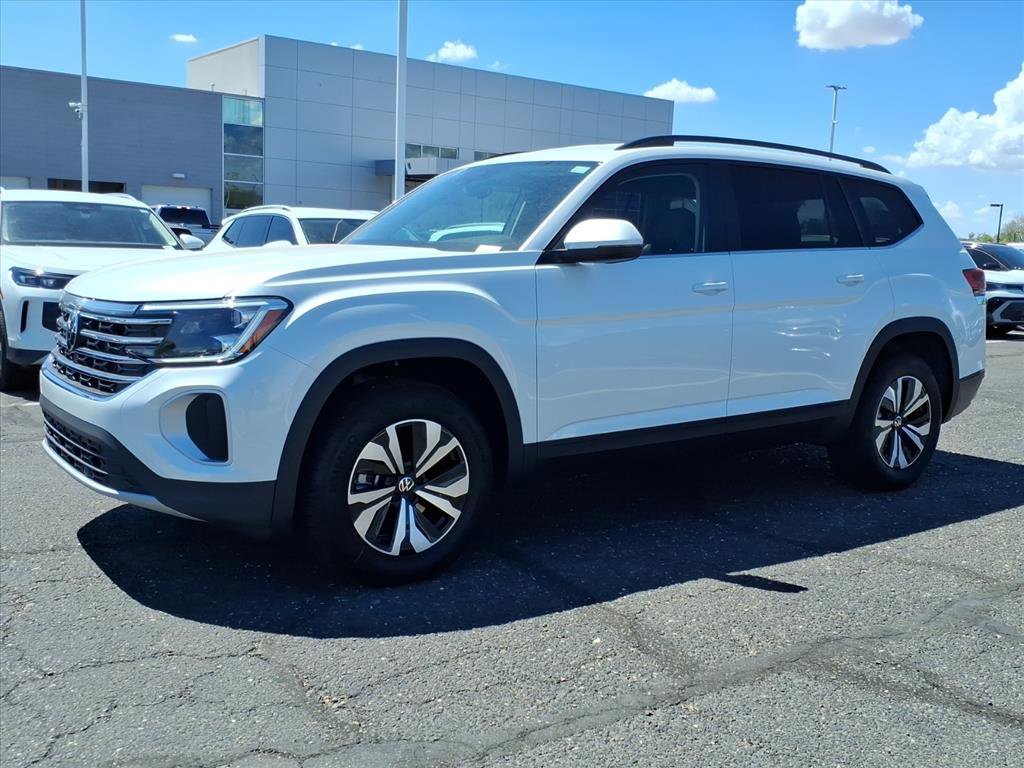 New 2026 Volkswagen Atlas SE image 2