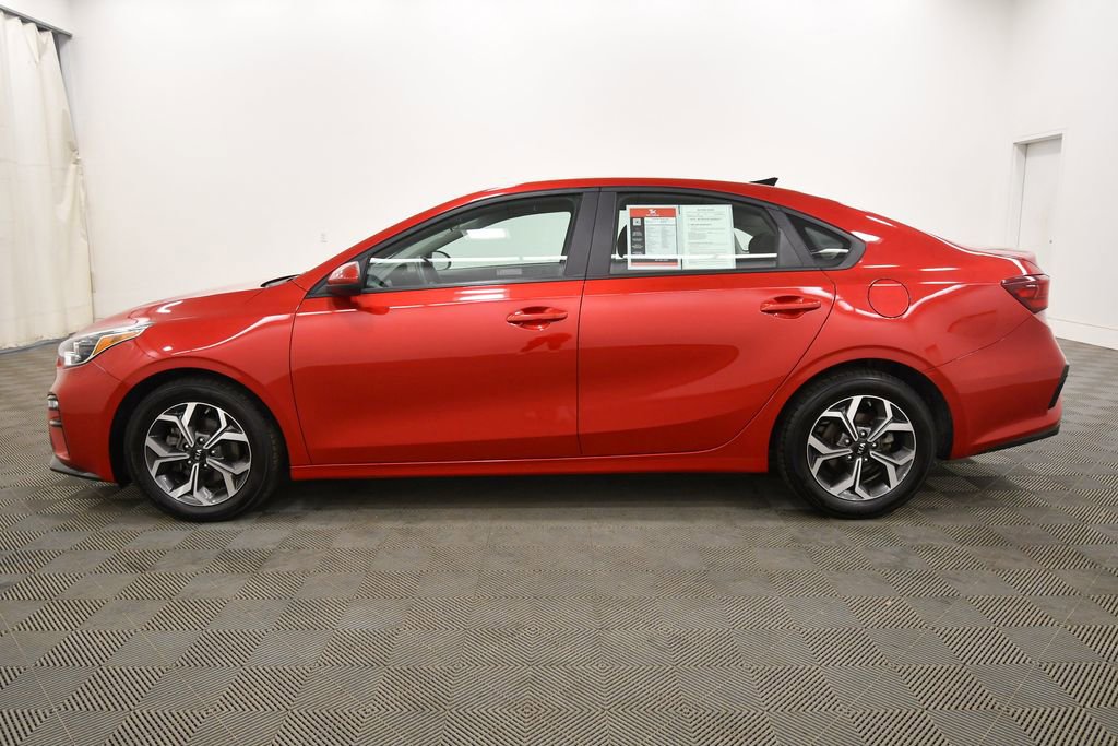 Certified 2019 Kia Forte LXS image 4