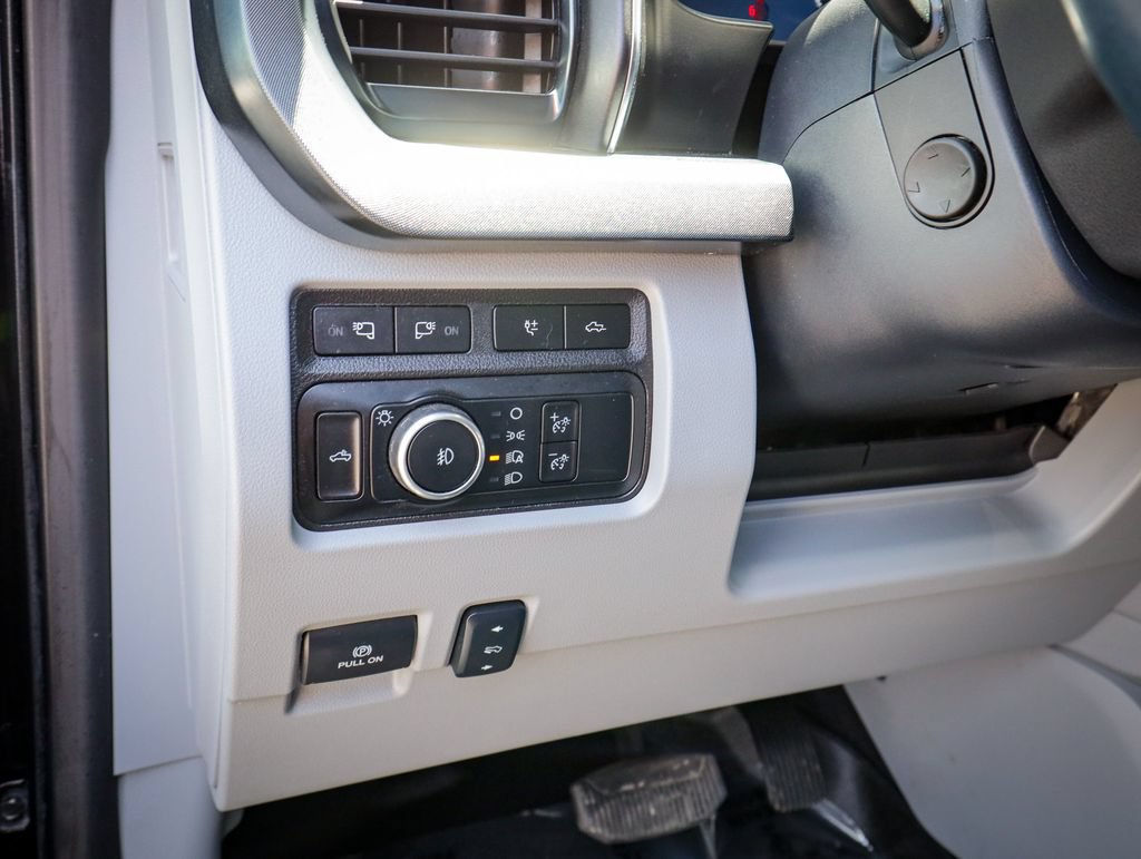Used 2024 Ford F350 Limited w/ FX4 Off-Road Package AWD/4WD image 23