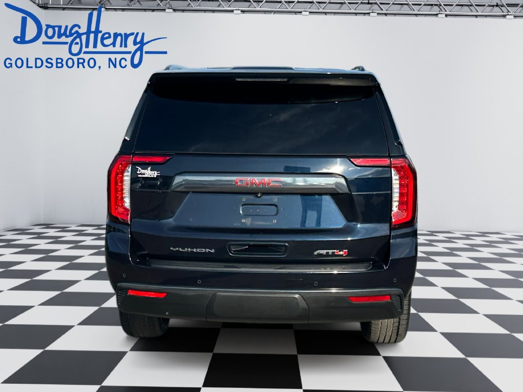 Used 2023 GMC Yukon AT4 w/ AT4 Premium Package AWD/4WD image 4