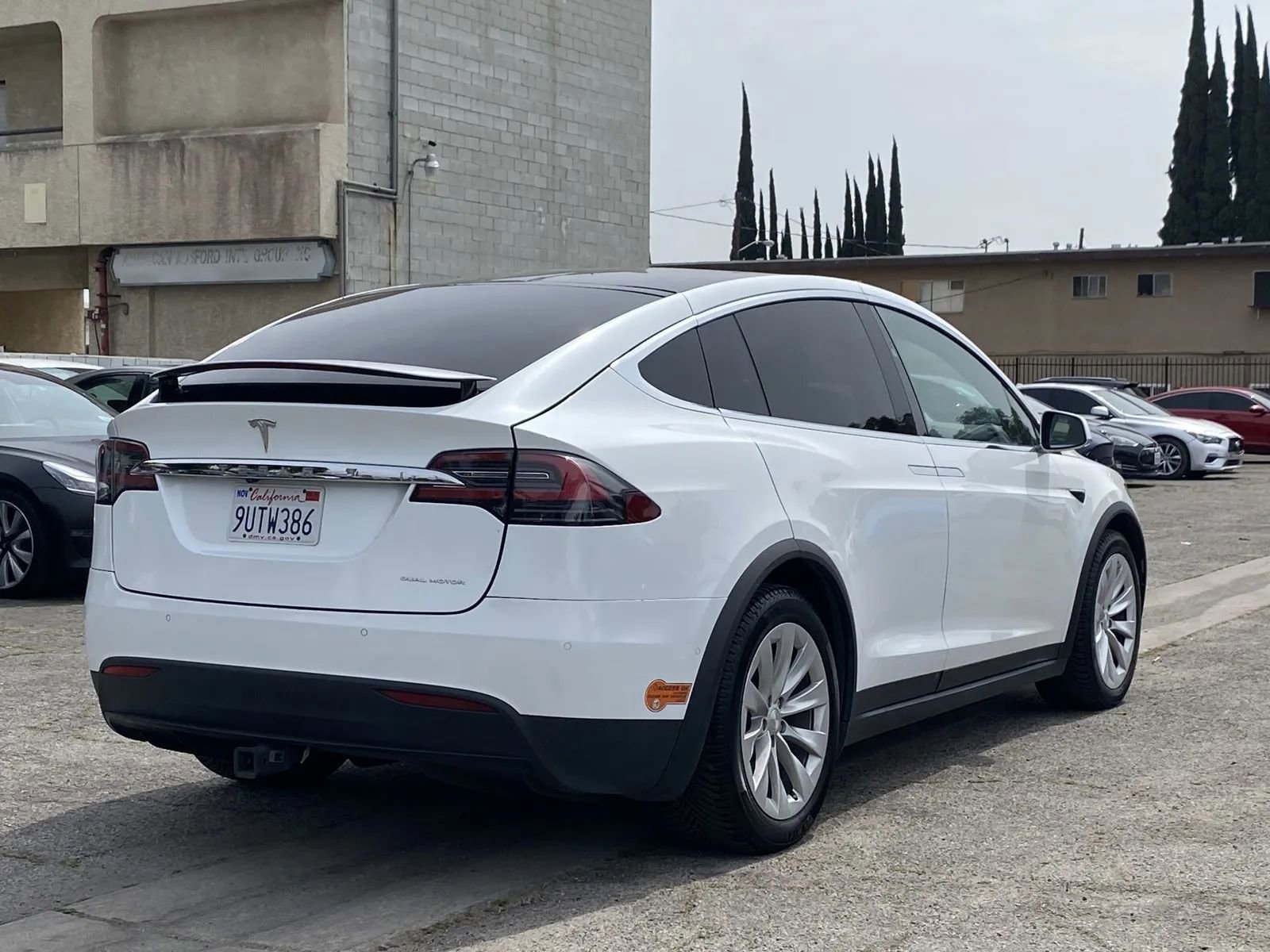 Used 2020 Tesla Model X Long Range image 4