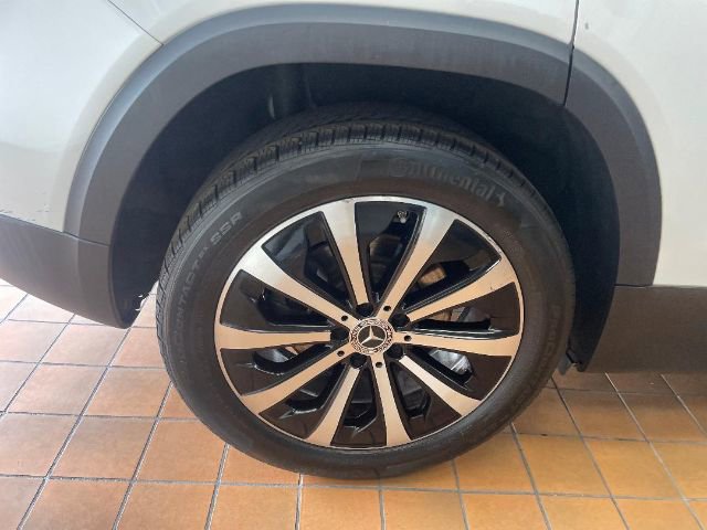 Used 2021 Mercedes-Benz GLB 250 w/ Premium Package image 16