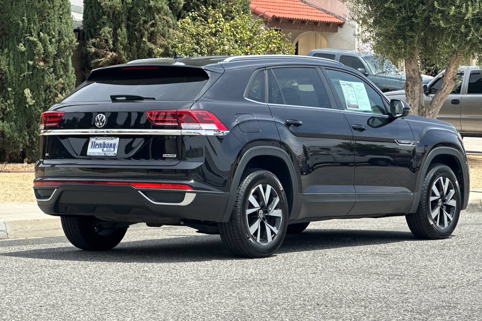 Used 2021 Volkswagen Atlas Cross Sport SE AWD/4WD image 4